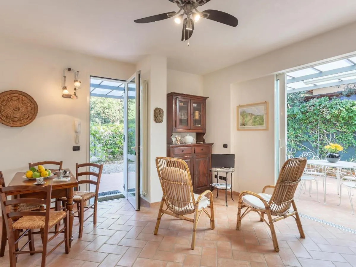 Apartment Michelangelo I By Interhome Marina di Pietrasanta 0*,